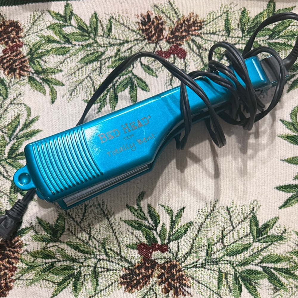 BedHead Teal Styling Tool